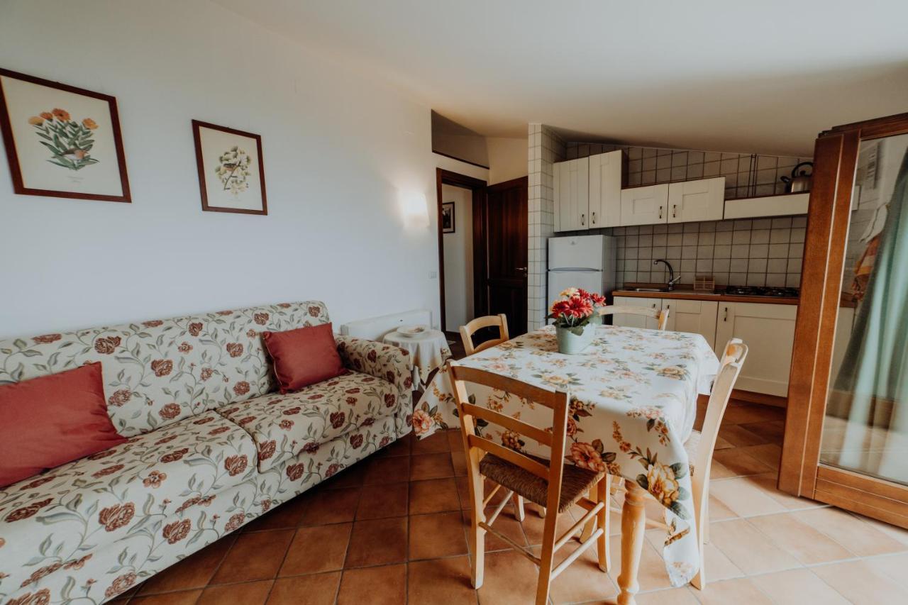 Residenza Golfo Degli Ulivi Aparthotel Caprioli Exterior foto