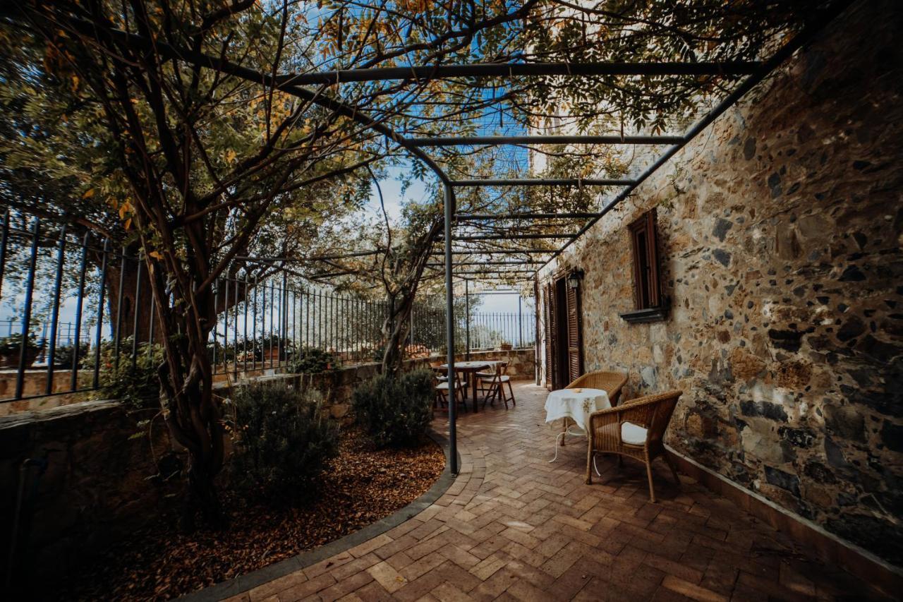 Residenza Golfo Degli Ulivi Aparthotel Caprioli Exterior foto