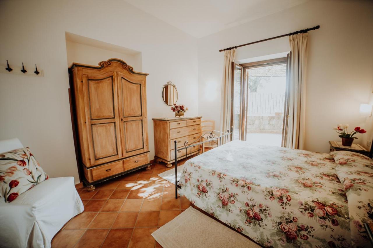 Residenza Golfo Degli Ulivi Aparthotel Caprioli Exterior foto