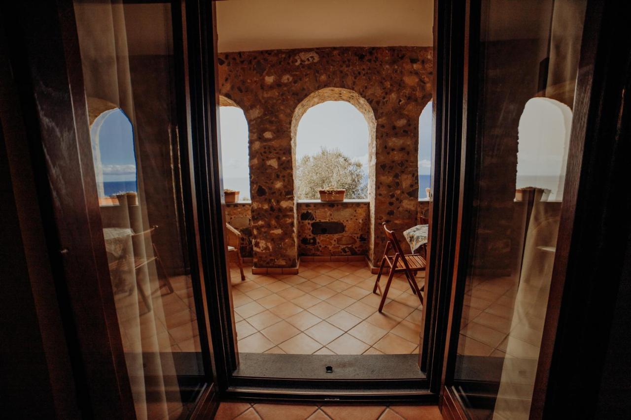 Residenza Golfo Degli Ulivi Aparthotel Caprioli Exterior foto