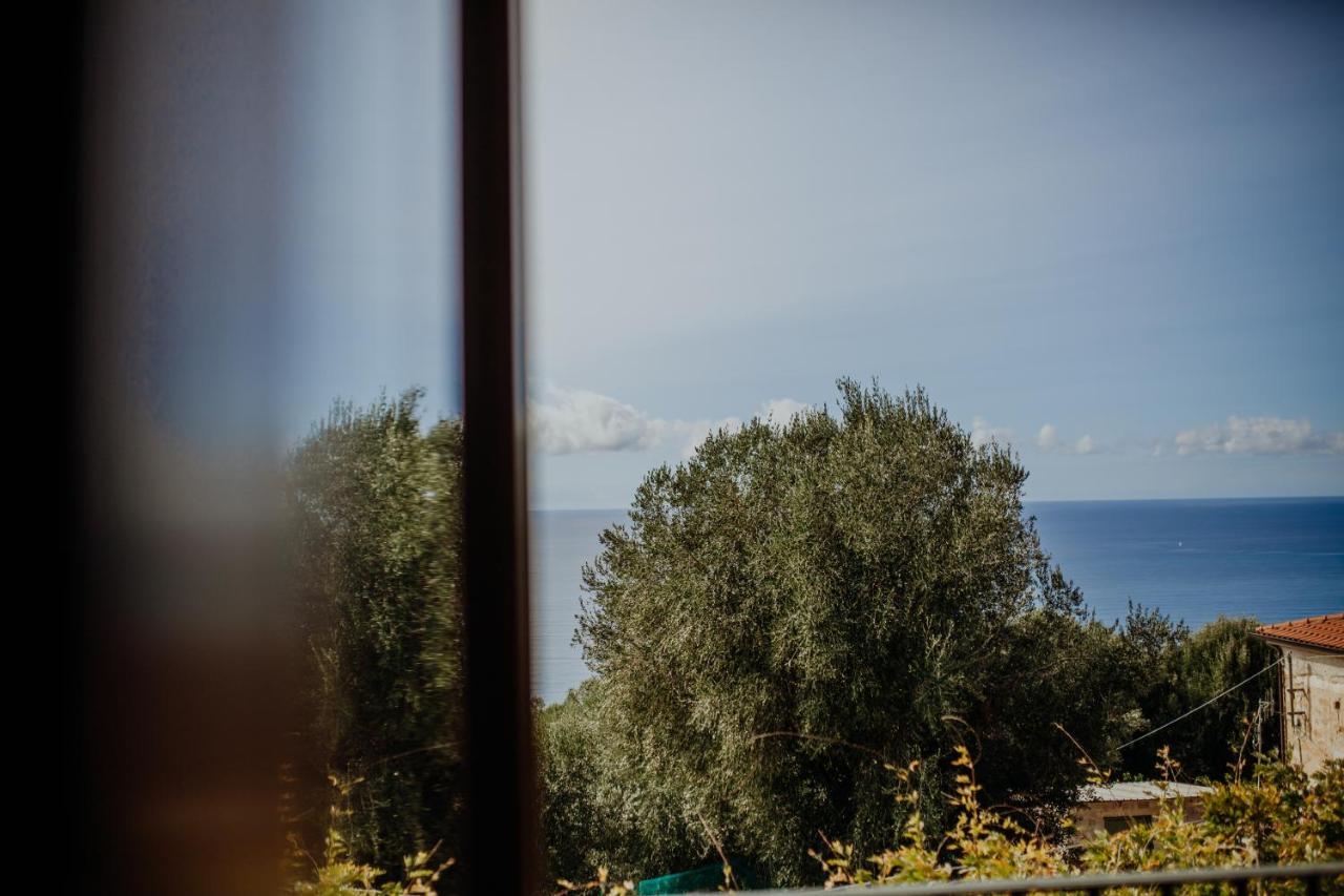 Residenza Golfo Degli Ulivi Aparthotel Caprioli Exterior foto