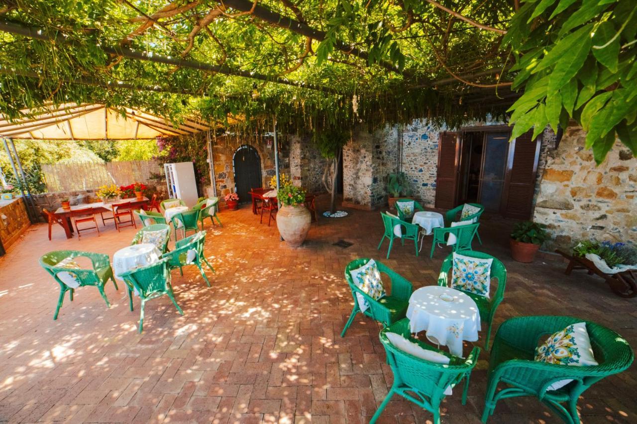 Residenza Golfo Degli Ulivi Aparthotel Caprioli Exterior foto
